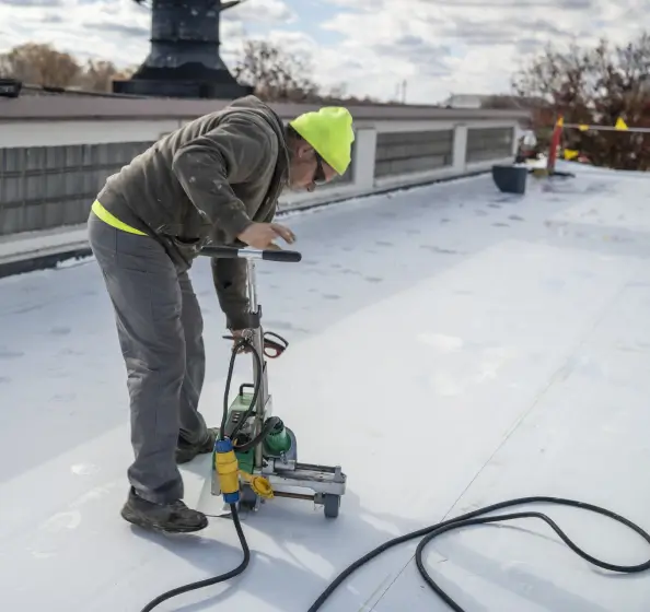 Commercial roofing maintenance